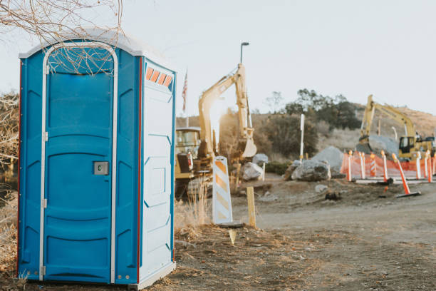 Best Portable restroom trailer rental  in Lla Lla East, WA